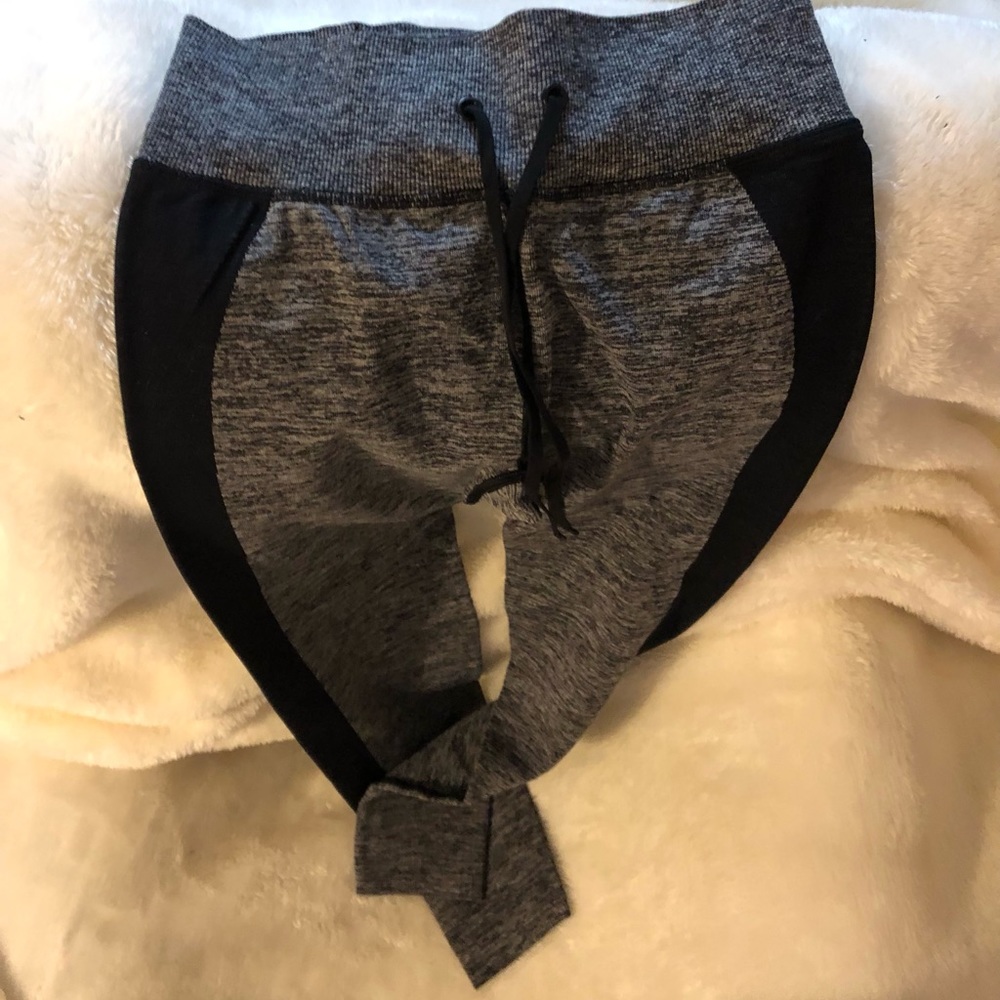 Victorias Secret NWT black print jogger pants.